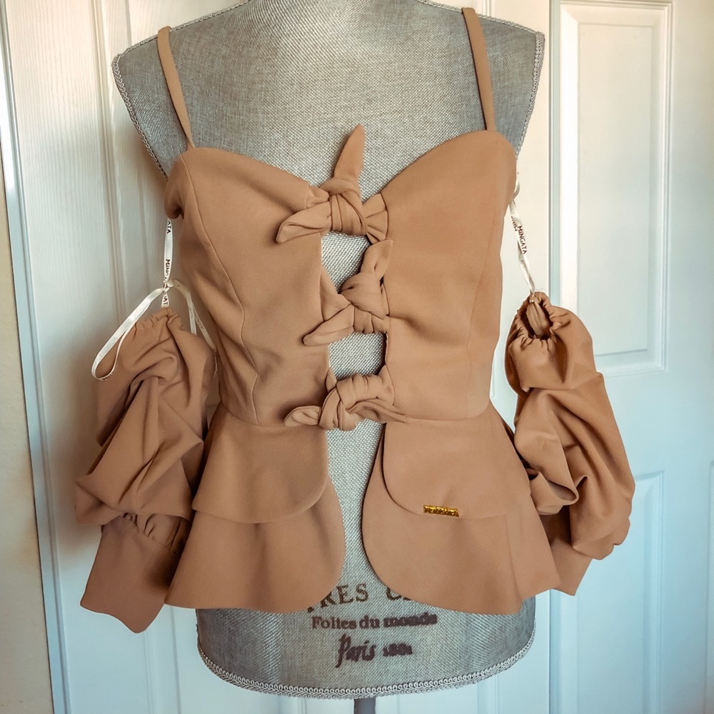 Mangata new top